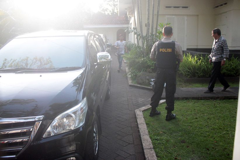 KPK Geledah Rumah Wali Kota Malang - Bagian 5