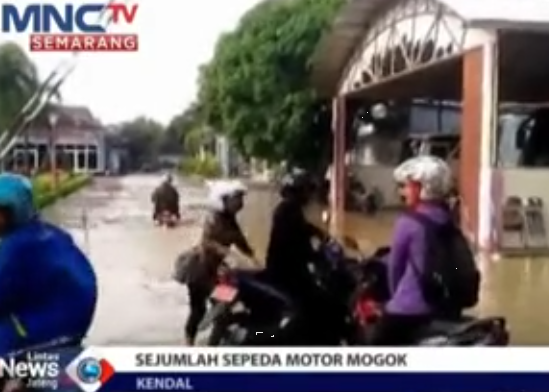 Diguyur Hujan, Kantor Pemkab Kendal Kebanjiran