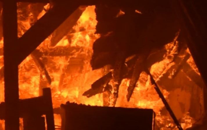 Dapur Masak Minyak Mentah di Langkat Meledak lalu Terbakar, 3 Warga Terluka