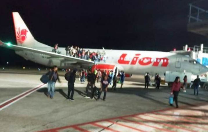 9 Penumpang Terluka karena Melompat Keluar Pesawat di Bandara Supadio