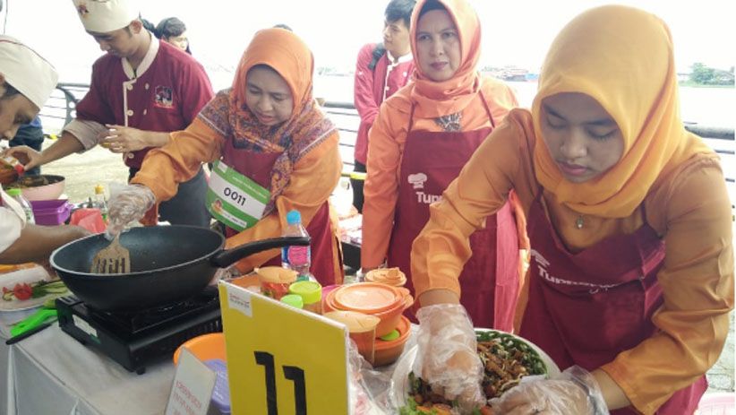 Lomba Memasak Mie Tiauw Curi Perhatian di FPL Pontianak - Bagian 7