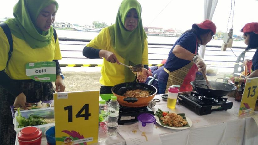 Lomba Memasak Mie Tiauw Curi Perhatian di FPL Pontianak - Bagian 5
