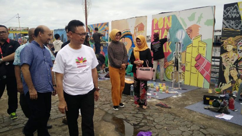 Keren, Lomba Mural FPL Pontianak Digelar di Tepi Sungai Kapuas - Bagian 1
