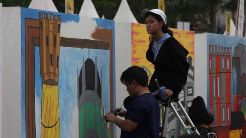 Puluhan Seniman Medan Adu Kreativitas di Lomba Mural Festival Pesona Lokal - Bagian 4