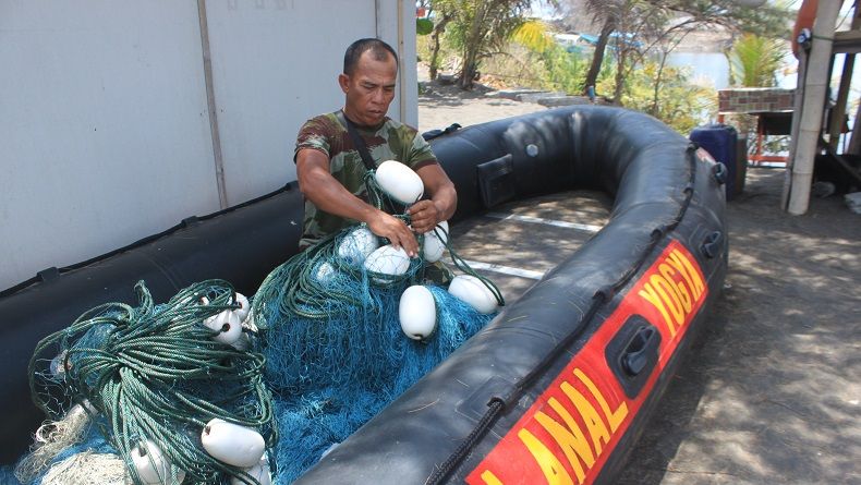 3 Ekor Buaya Muncul di Muara Sungai Bogowonto, Warga Resah