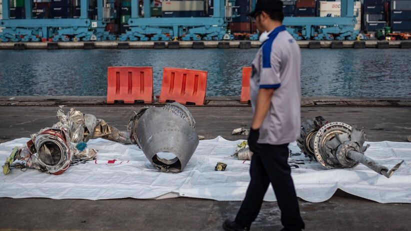 Tim SAR Serahkan Turbin Lion Air JT 610 ke KNKT untuk Diinvestigasi - Bagian 1