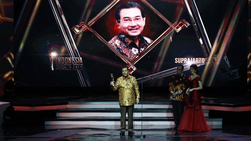 Suprajarto Raih Penghargaan Tokoh Profesional Terbaik Indonesia Awards 2018 - Bagian 2