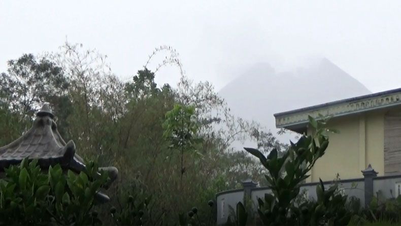 Antisipasi Hujan Abu Gunung Merapi, BPBD DIY Siapkan 30.000 Masker