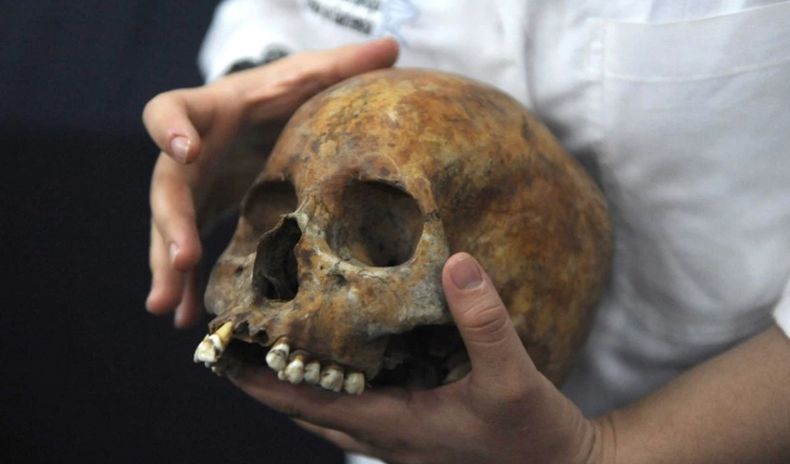 6 Upacara Adat Sumatera Utara, Nomor 4 Gunakan Boneka Panggil Roh