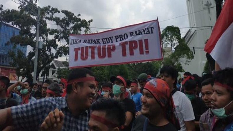 Ratusan Pengemudi GrabCar di Medan Demo Desak Pemprov Tutup PT TPI