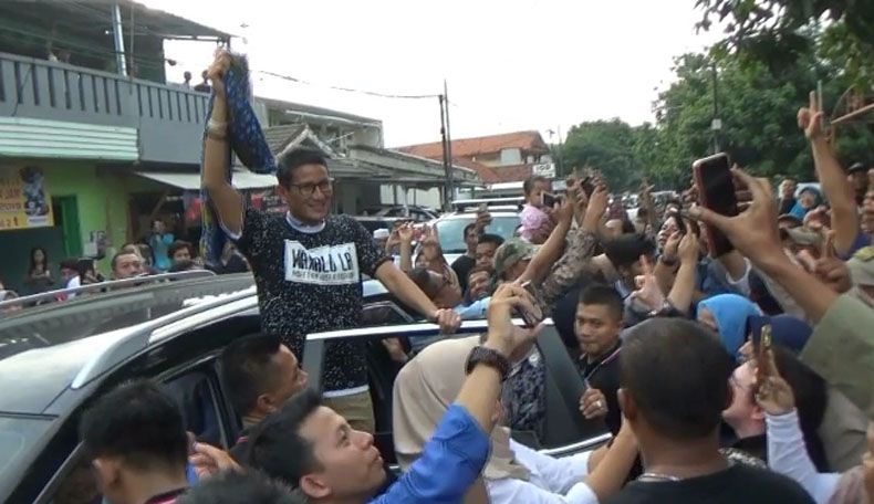 Sandi Resmikan Program OK OCE Milenial di Karawang