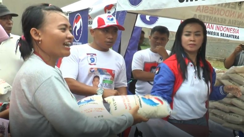 Peduli Masyarakat, Kartini Perindo Gelar Bazar Murah di Pekalongan