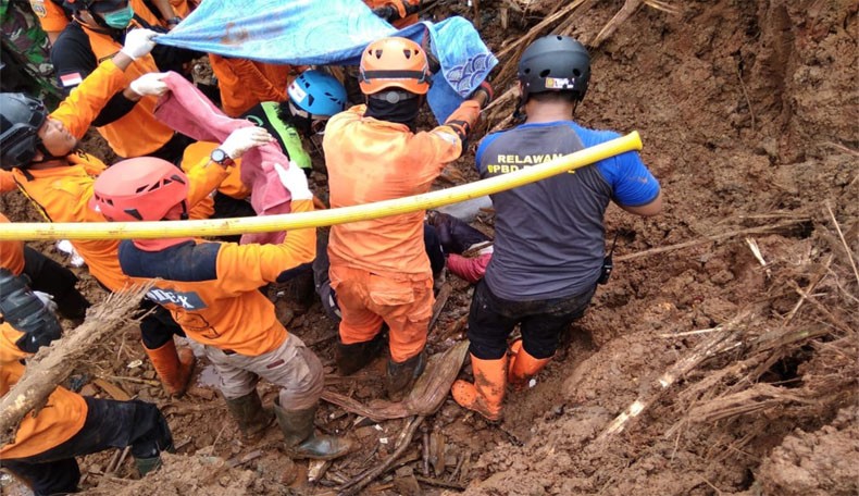 Ini Identitas Korban Tewas akibat Banjir dan Longsor di Sorong