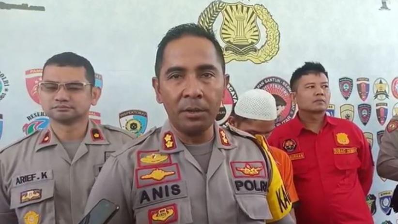 Viral Sepasang Kekasih Asal Blitar Berbuat Asusila sambil Live di Medsos