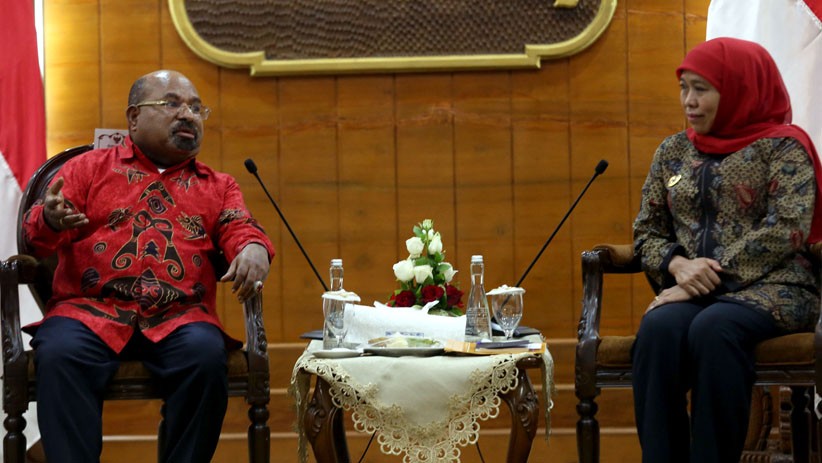 Bahas Kerja Sama Jawa Timur dan Papua, Khofifah Bertemu Lukas Enembe - Bagian 2