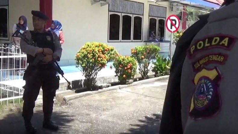 Densus 88 Tangkap 2 Terduga Teroris di Palu, Sita Dokumen dan Persenjataan