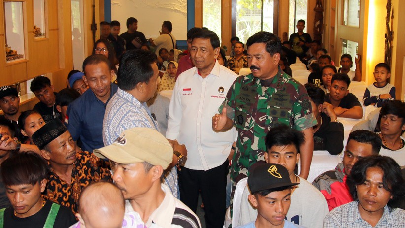 Bertemu Wiranto, Pengungsi Wamena Minta Difasilitasi Pulang ke Kampung Halaman - Bagian 1