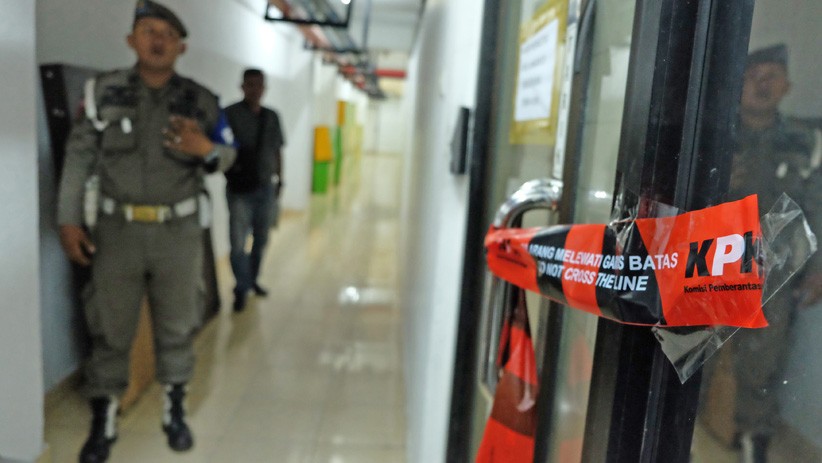 Wali Kota Medan Kena OTT KPK, Sejumlah Ruang Kerja Pemkot Disegel - Bagian 2