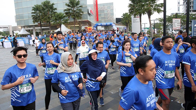 Astra Half Marathon Ajak 4.000 Pelari Kurangi Sampah Plastik Sekali Pakai - Bagian 3