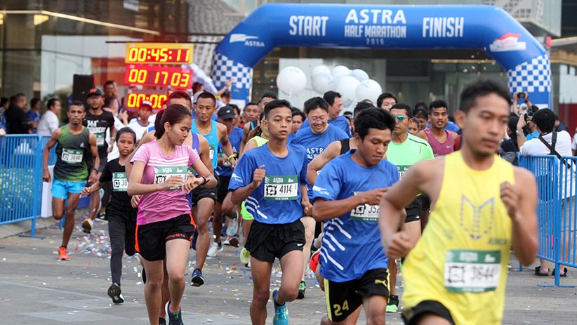 Astra Half Marathon Ajak 4.000 Pelari Kurangi Sampah Plastik Sekali Pakai - Bagian 4
