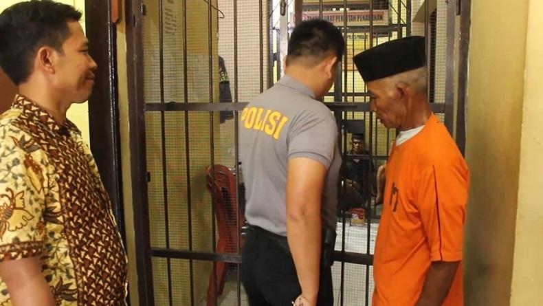 Kakek di Empat Lawang Cabuli Bocah 12 Tahun dengan Iming-Iming Setoples Permen