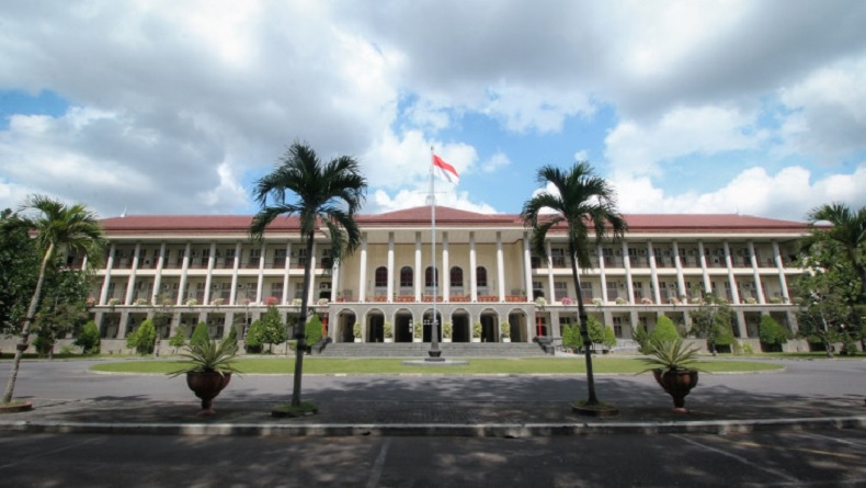  UGM Kembali Gelar Anugerah HB IX Award, Begini Pesan Sultan HB X