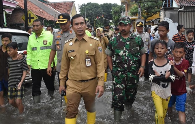 Banjir di Batang Rendam Ribuan Rumah, Warga Menolak Dievakuasi