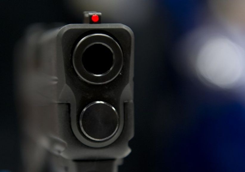 Viral Aksi Koboi di Duren Sawit, Pengemudi Acungkan Pistol usai Kecelakaan 