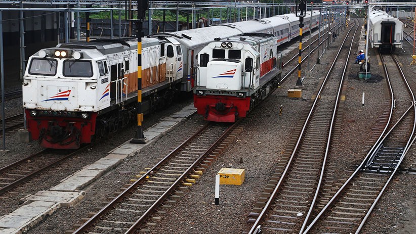 18 Kereta Api Daop 8 Surabaya Berhenti Operasi Sementara karena Wabah Corona - Bagian 2