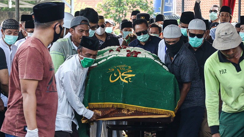 Suasana Pemakaman Wakil Jaksa Agung Arminsyah di TPU Pedongkelan - Bagian 3