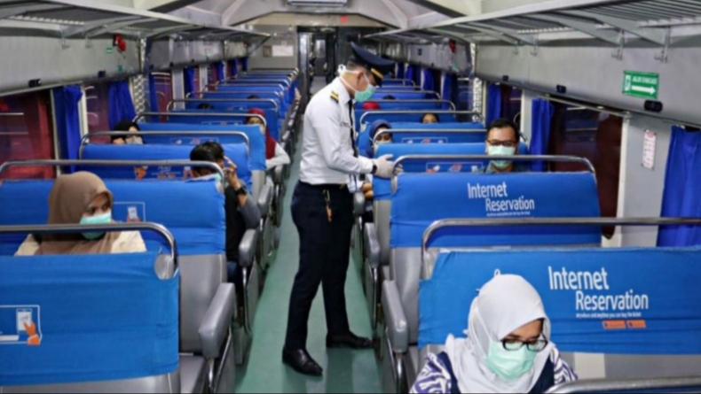 Catat! Penumpang Kereta di Sumsel Wajib Pakai Masker