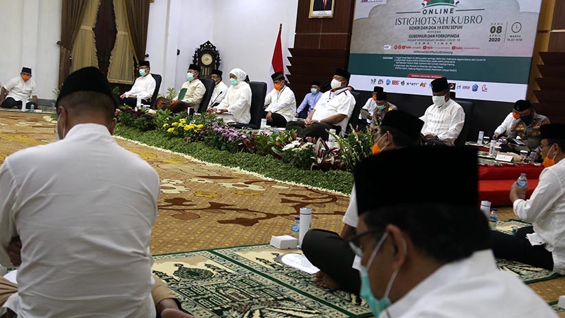 Pemprov Jawa Timur Gelar Istigasah Kubro Secara Online - Bagian 2