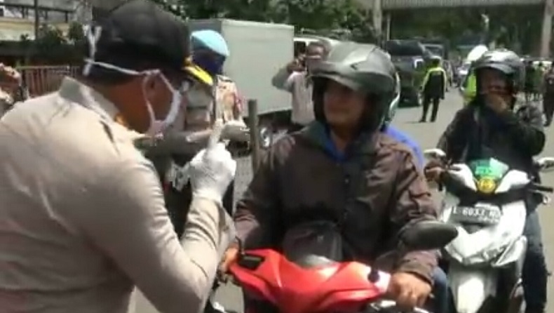 Pengendara Motor Tanpa Masker di Denpasar, Siap-Siap Diceramahi Polisi