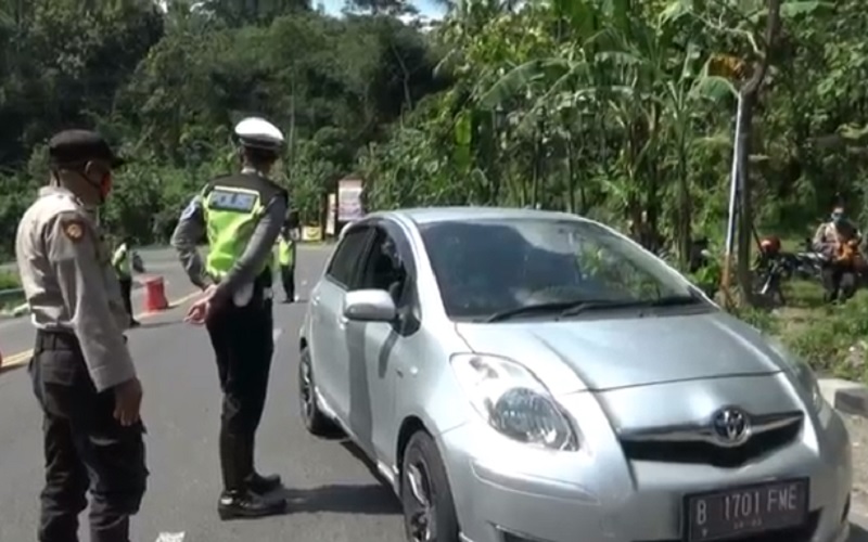 Pemudik dari Jabodetabek Dihadang Petugas di Gunungkidul