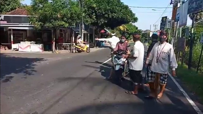 Diisolasi, Desa Bondalem di Bali Dipasok 30 Ton Beras