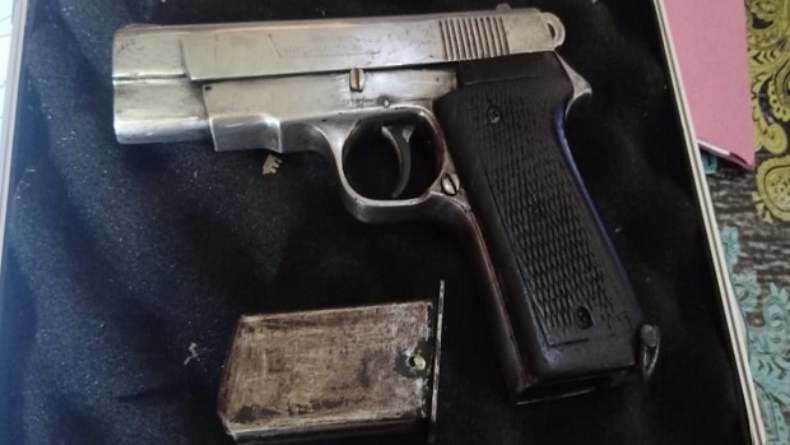 Panik Digerebek, Pria di PALI Tembakkan Senpi Rakitan ke Polisi