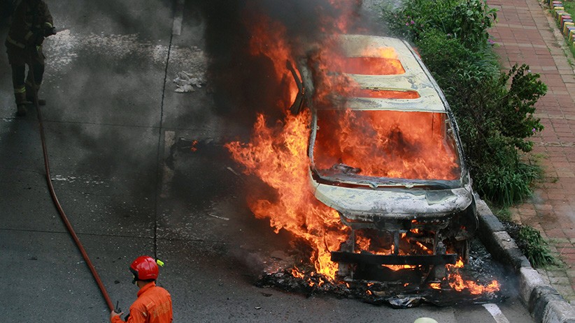 Mobil Mewah Terbakar di Pondok Indah - Bagian 1