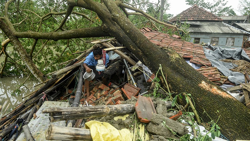 Foto-Foto Kerusakan akibat Badai Amphan di India dan Bangladesh, 84 Orang Tewas - Bagian 5