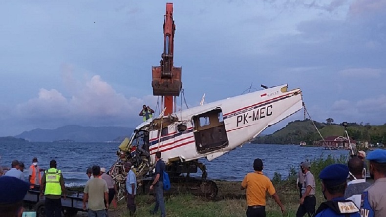 Bangkai Pesawat Kodiak 100 Dievakuasi dari Dasar Danau Sentani