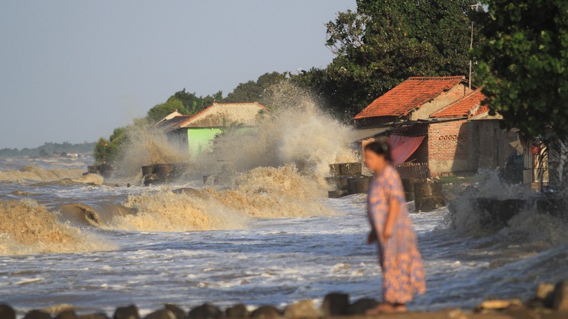 BMKG Minta Nelayan dan Nakhoda Kapal Waspadai Gelombang Laut Selatan 6 Meter