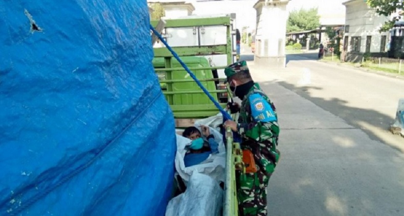 Tak Punya Surat Bebas Covid-19, 2 Pria Sembunyi dalam Truk untuk Tinggalkan Bali