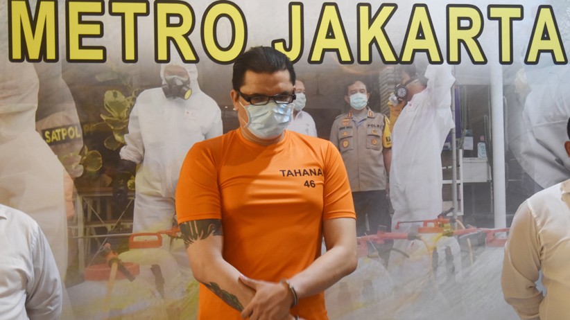 Terlibat Kasus Narkoba, Artis Jerry Lawalata Ditangkap Polisi - Bagian 2