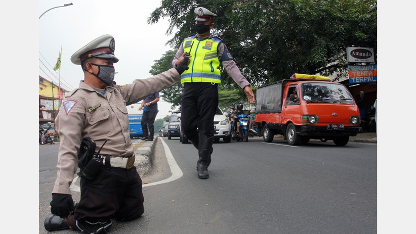 Penyandang Disabilitas Pengatur Lalu Lintas Diapresiasi Kapolda Metro Jaya - Bagian 2