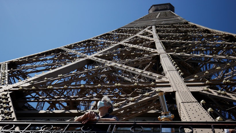 Menara Eiffel Kembali Dibuka, Wisatawan Wajib Patuhi Protokol Kesehatan - Bagian 1
