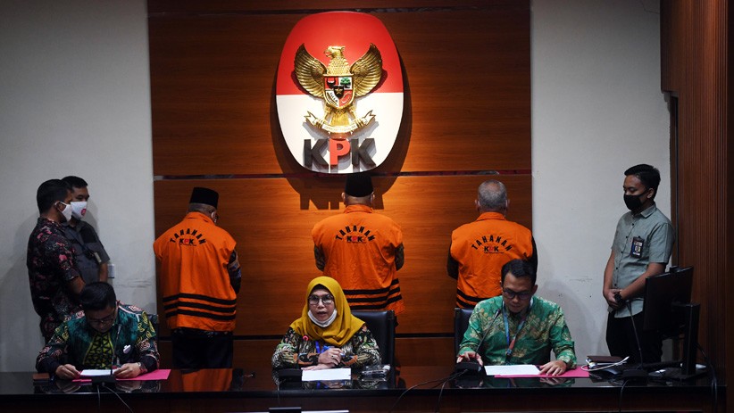 Kasus Suap Pengesahan RAPBD, 3 Mantan Anggota DPRD Jambi Ditahan KPK - Bagian 1