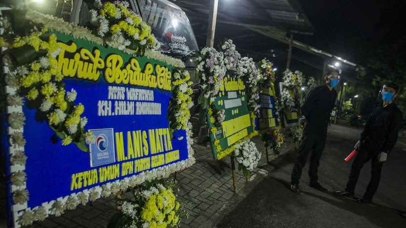 Suasana Rumah Duka Pendiri PKS Hilmi Aminuddin - Bagian 2