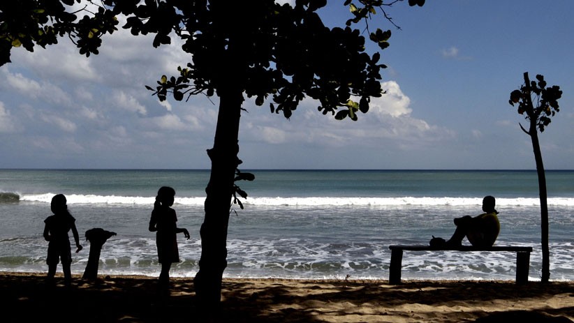 Pantai Seminyak Bali Dibuka untuk Wisatawan 9 Juli 2020 - Bagian 2