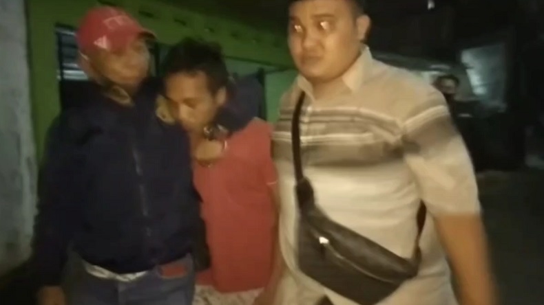 Sakit Hati dan Dendam, Pria di Tasikmalaya Bakar 3 Mobil Tetangga