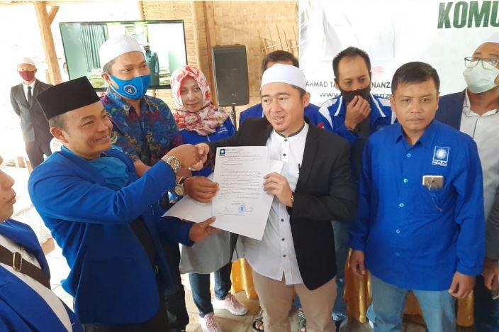 Diusung PAN-Demokrat, Santri Ini Calonkan Diri Jadi Bupati Tasikmalaya