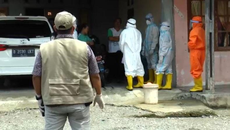 Ratusan Vaksinator di Aceh Barat 6 Bulan Belum Digaji, Total Honor hingga Rp1,2 Miliar